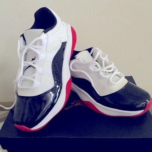 AIR JORDAN 11 CMFT LOW CASUAL SHOES ****Never Worn****